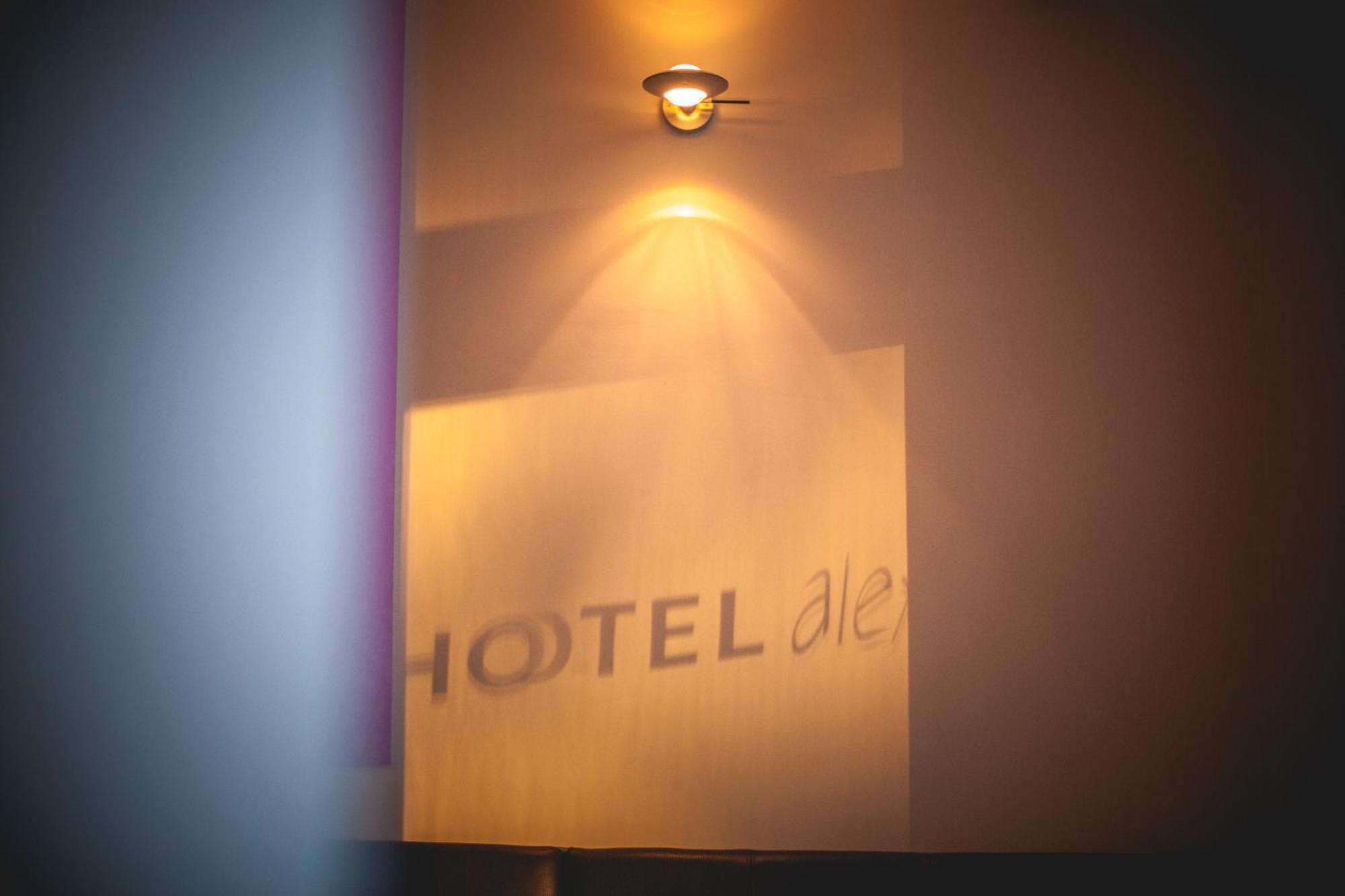 Hotel Alexander Wiesbaden Exteriör bild